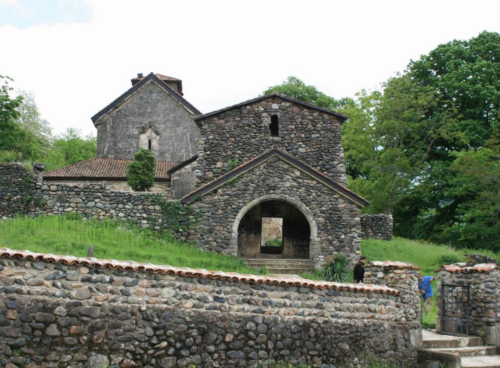 კაცხის სვეტი და სხვა იმერეთის ღირსშესანიშნაობები