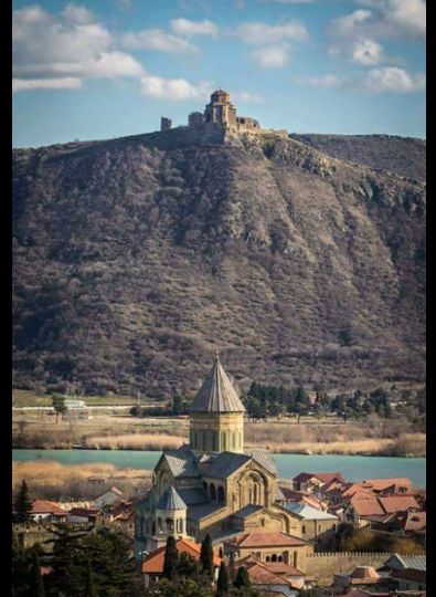 სვეტიცხოველი, დედათა მონასტერი, ჯვრის მონასტერი.....