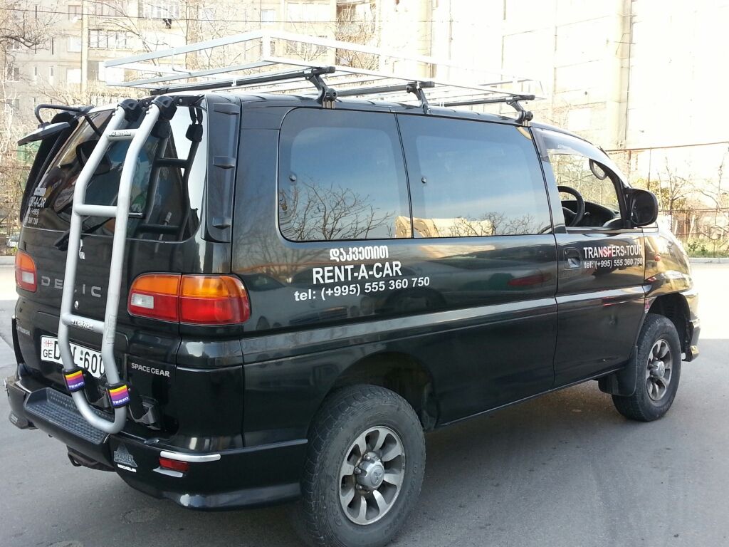 დღიანი ჯიპ ტური ყაზბეგში