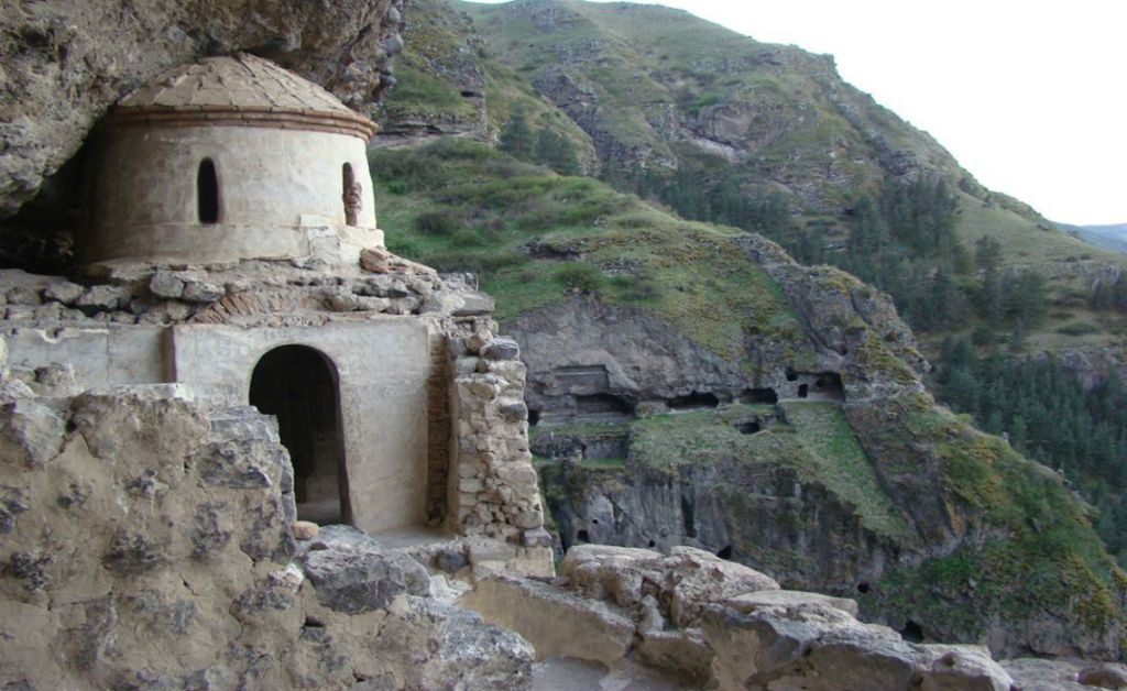 მაისს თმოგვის ციხე