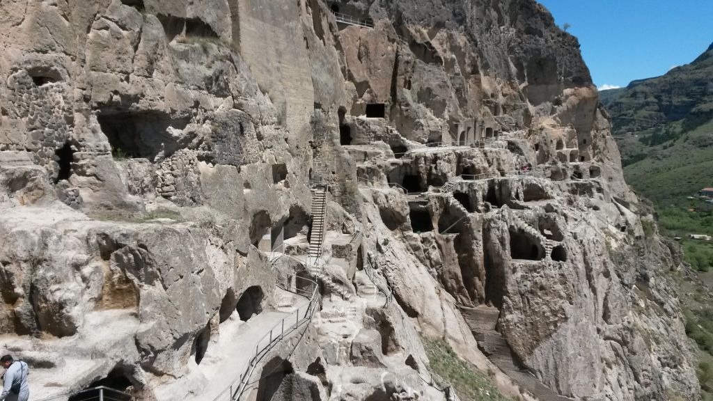 რაბათის ციხე, ვარძია... ბორჯომის პარკი, მწვანე მონასტერი......ტიმოთეს ტაძარი...ვარძია...ტურები საქართველოში