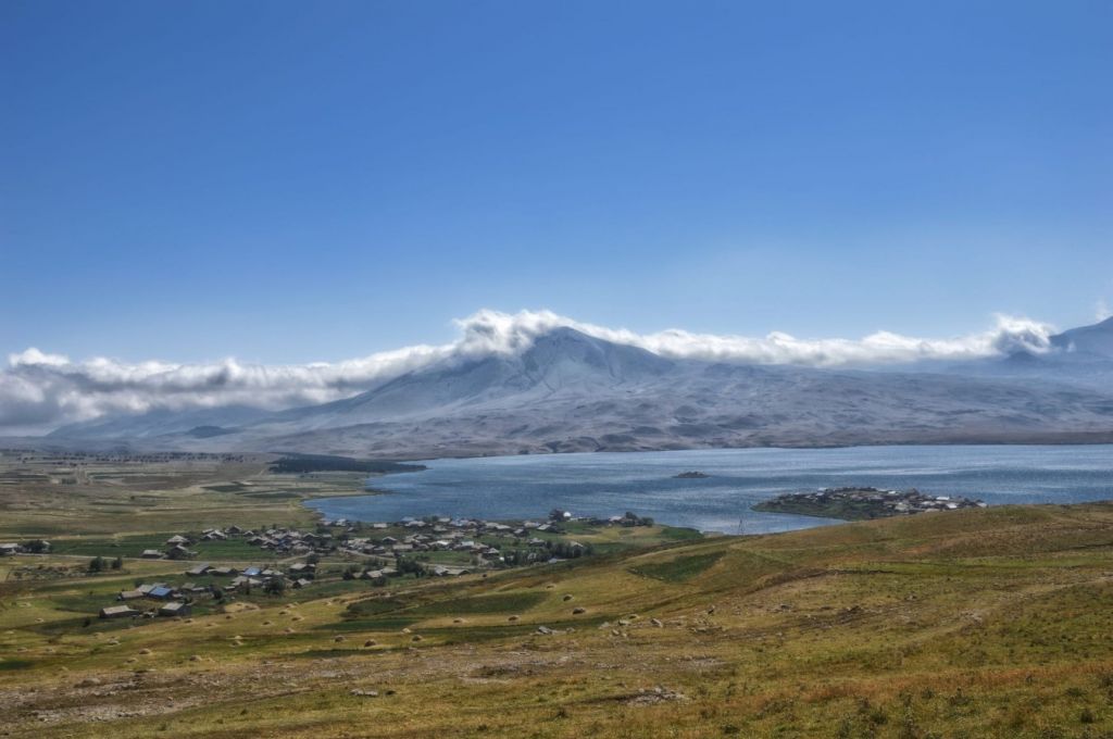 Озеро Табацкури