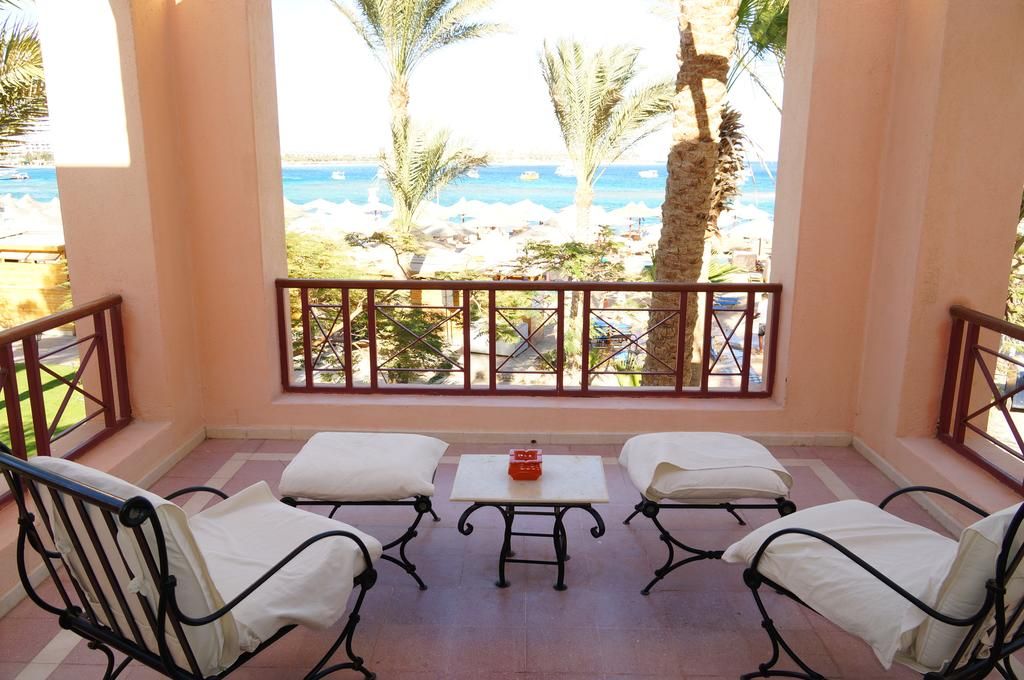 შესანიშნავი ჰურგადა / მაკადი ბეი -