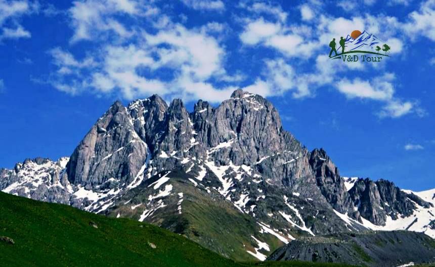 ულამაზესი ჭაუხები ჯუთაში <