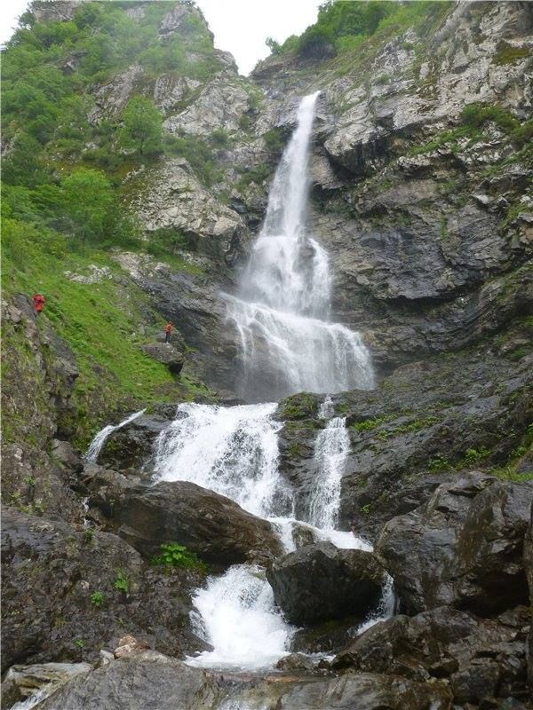 ტური პანკისის ხეობაში