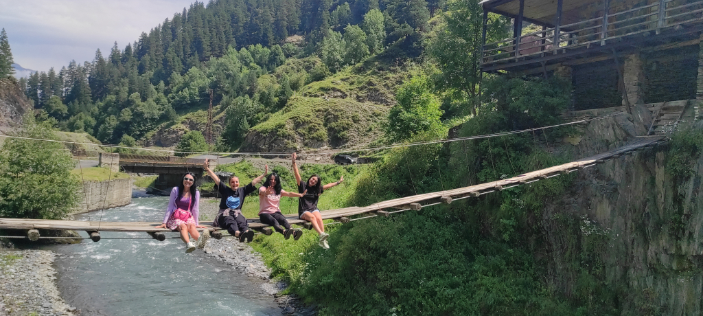 .. სექტემბერი დღიანი დაუვიწყარი ჯიპ-ტური თუშეთში ( )