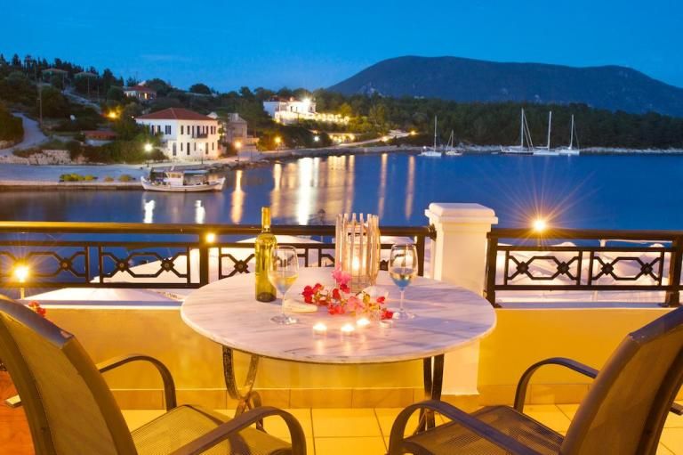 ულამაზესი აია ნაპა შენ გელოდება!!