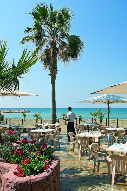 ლარნაკა აქცია ევრო იჩქარეთთ !!