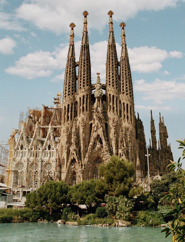 იმოგზაურეთ ესპანეთის მიმართულებით!