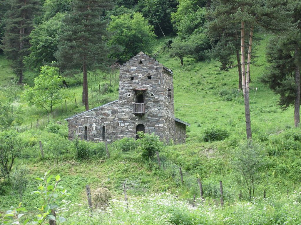 აბუდელაურის ფერადი ტბების ტური
