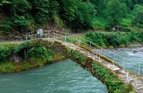 ვარძია, ხერთვისის ციხე, რაბათის ციხე,საფარა,ზარზმა,აბასთუმნის ობსერვატორია მწვანე მონასტერი, ბორჯომის პარკი