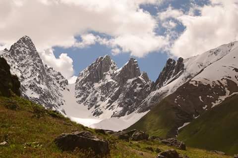 აბუდელაურების ფერადი ტბები <