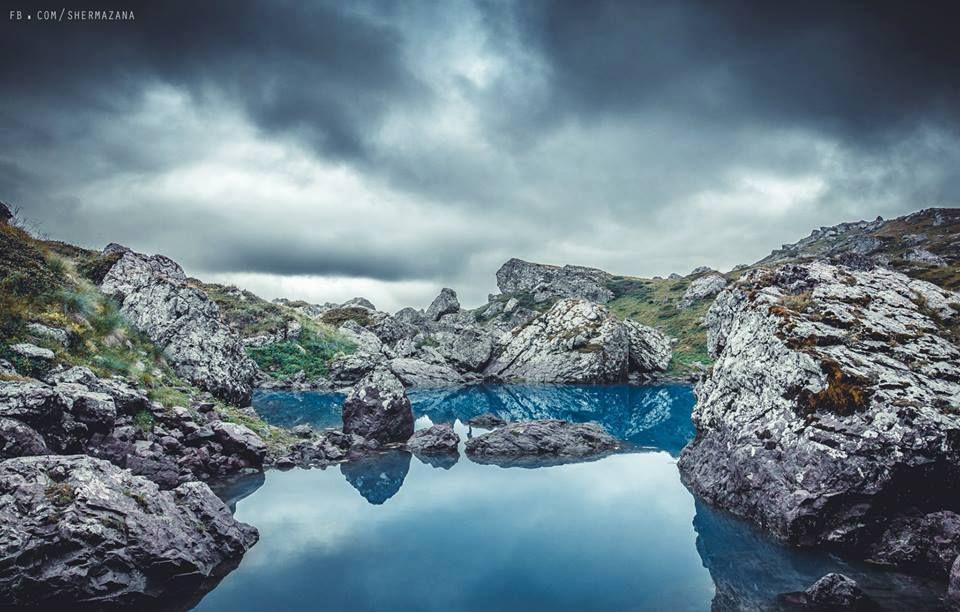 აბუდელაურის ფერადი ტბები
