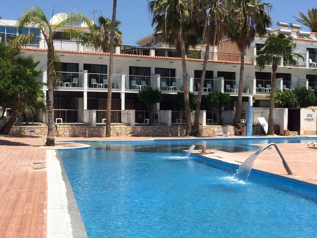 კვიპროსი აია ნაპა  მხლოდ დღეს