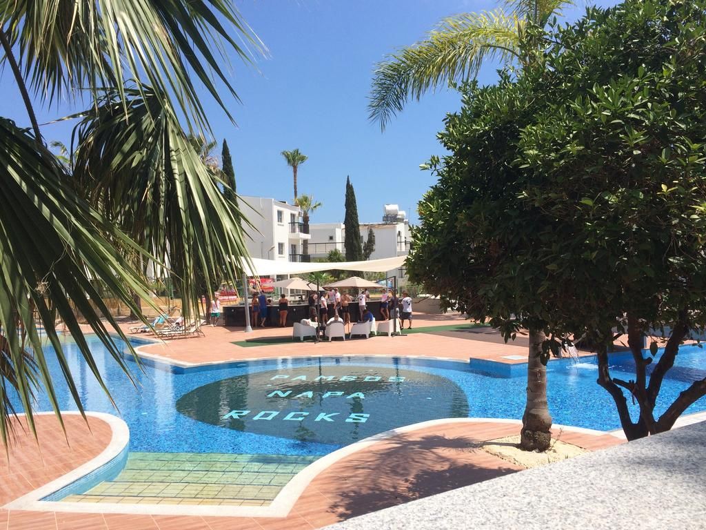 კვიპროსი აია ნაპა მხლოდ დღეს