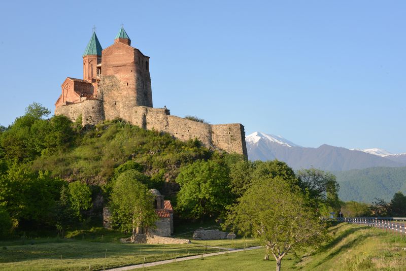 ორ დღიანი ტური რაჭა-ლეჩხუმში