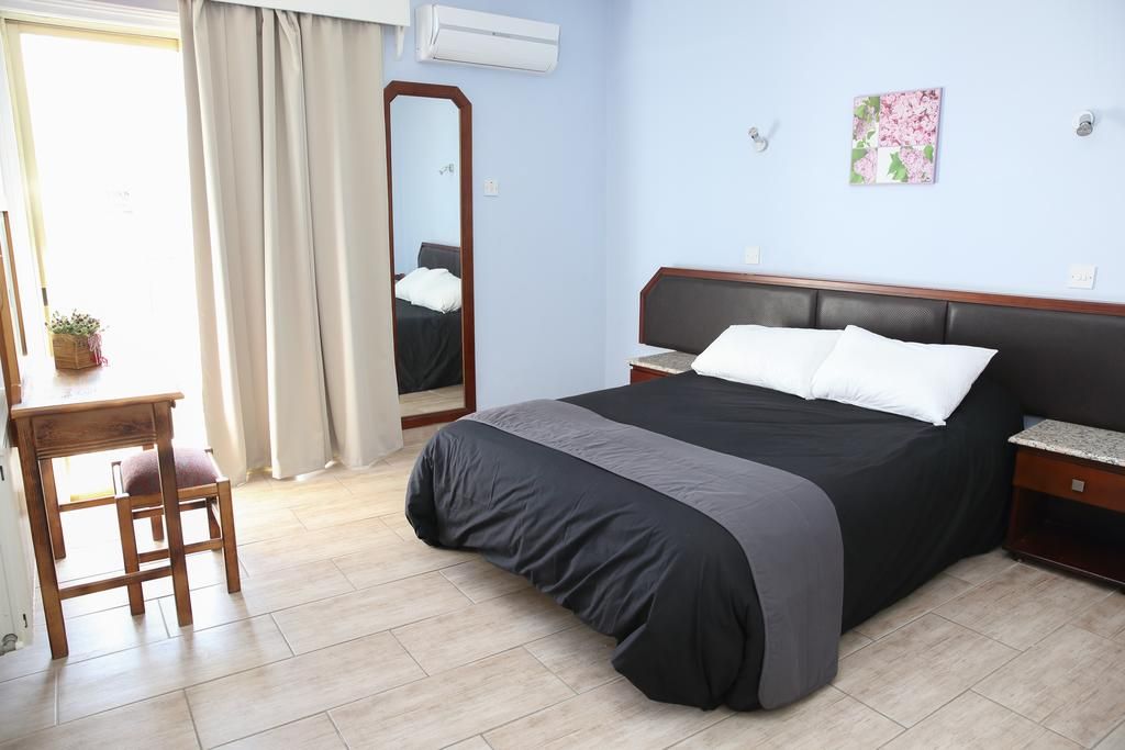 კვიპროსი ლარნაკა მხლოდ დღეს