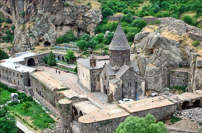 თბილის-ერევანი (სასტუმრო+საუზმე)