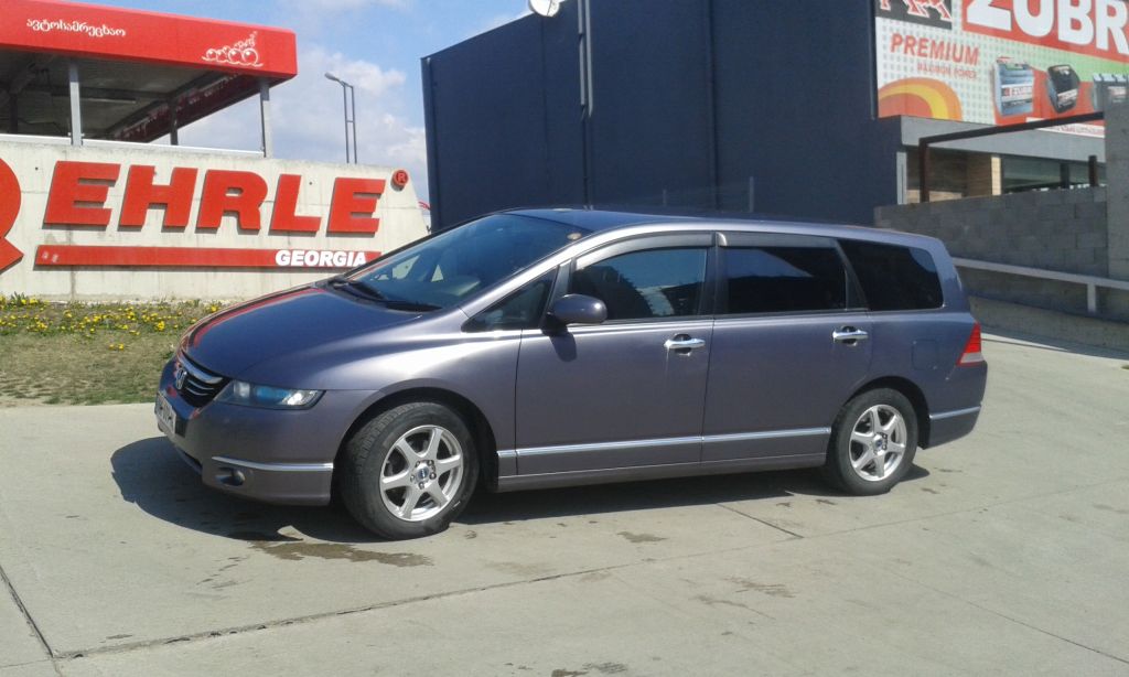 ტურები საქართველოში სტანდარტული და თქვენი გემოვნების გათვალისწინებით.