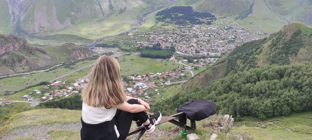 1 დღიანი ჯიპ-ტური ყაზბეგში.გერგეთი.დარიალი კაცი 60 ლ