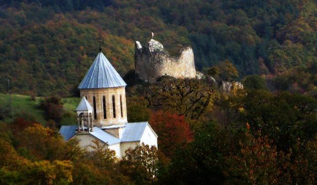 გთავაზობთ ორ დღიან ულამაზეს და დაუვიწყარ ტურს რაჭაში