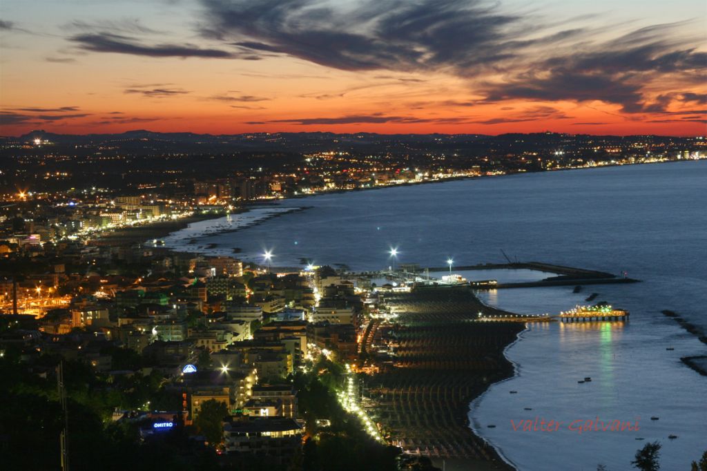 იტალია: ნეაპოლი - რიმინი - ტრევისო