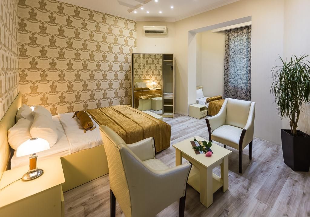 იმოგზაურეთ ბაქოში -- აგვისტოში მხოლოდ !!