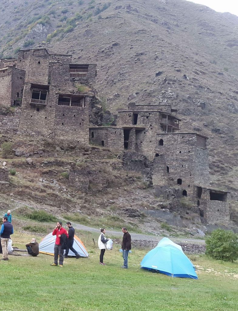 დღიანი ჯიპ-ტური როშკა აბუდელაურის ფერადი ტბები შატილი მუცო  (  )