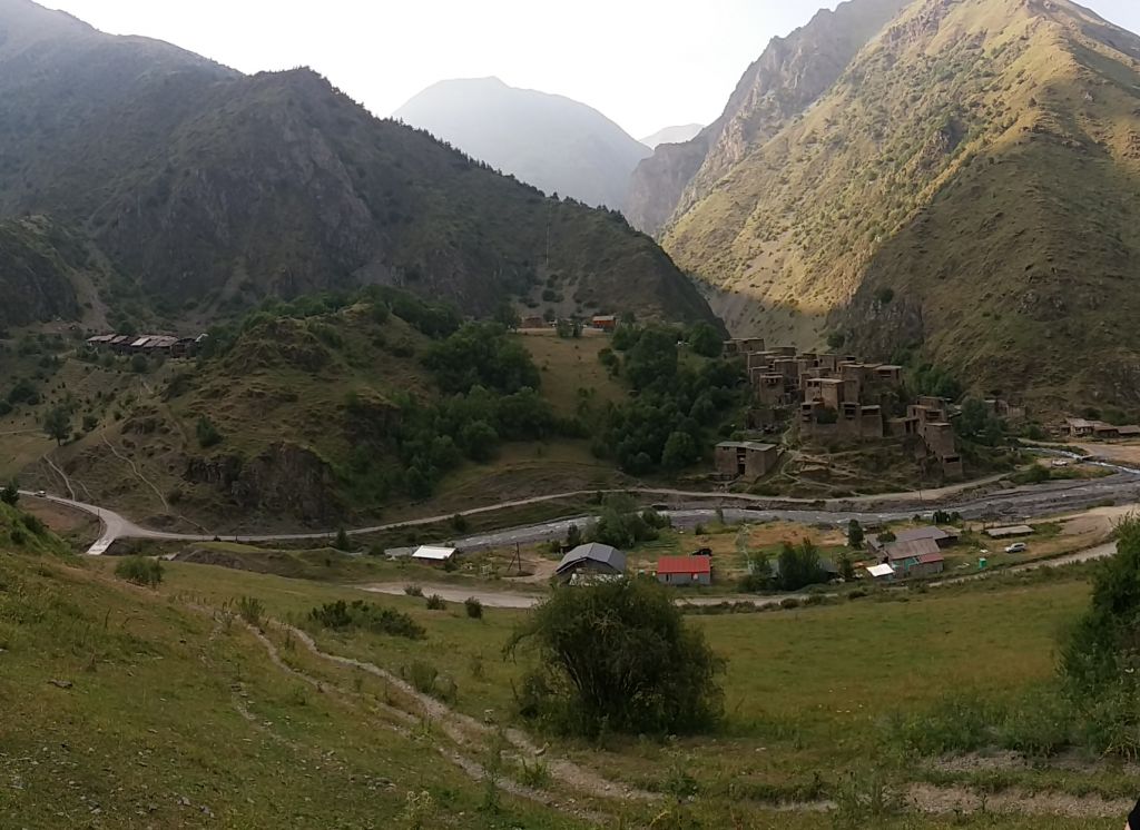 - აგვისტო! ორდღიანი ჯიპ-ტური პირიქითა ხევსურეთში