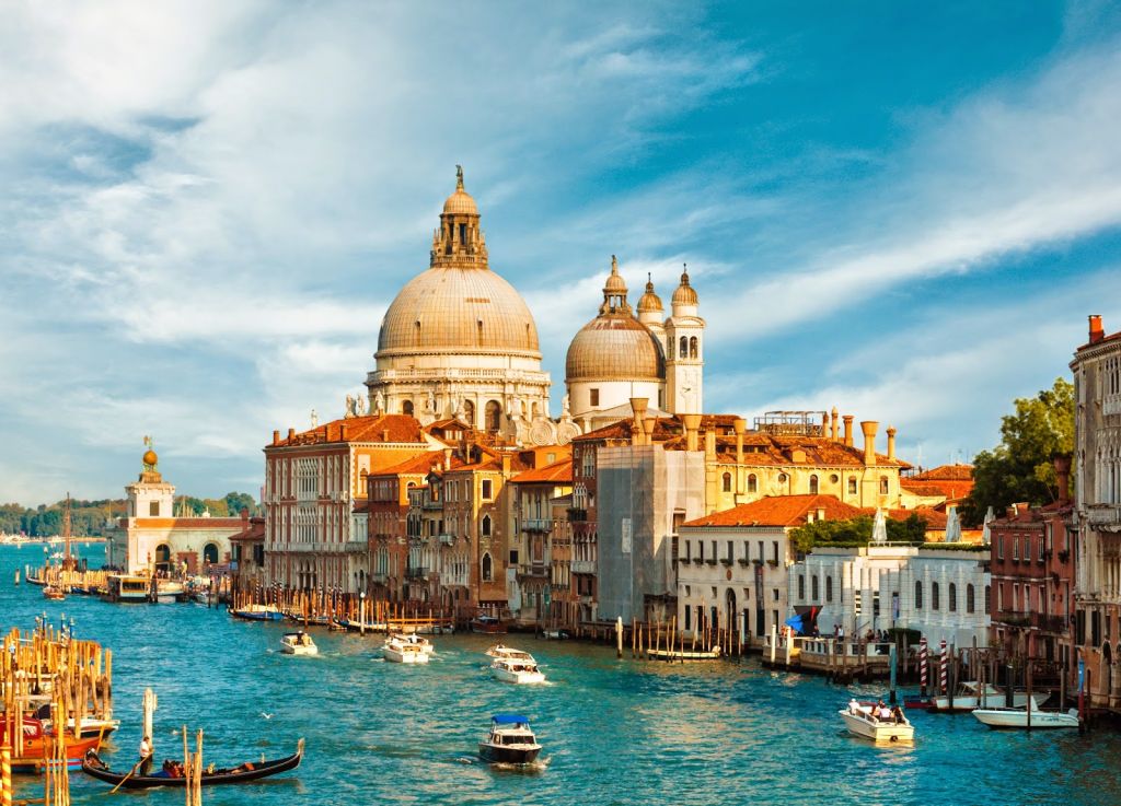 მოინახულეთ იტალიის ოთხი ულამაზესი ქალაქი ცხრა დღეში !