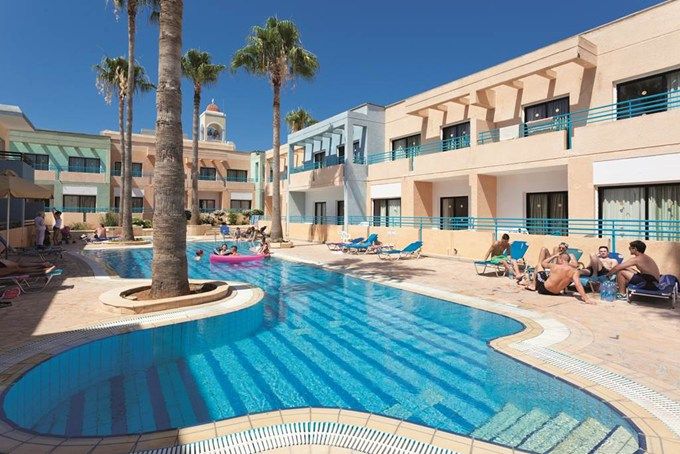 კვიპროსი აია ნაპა ლარი მხლოდ დღეს