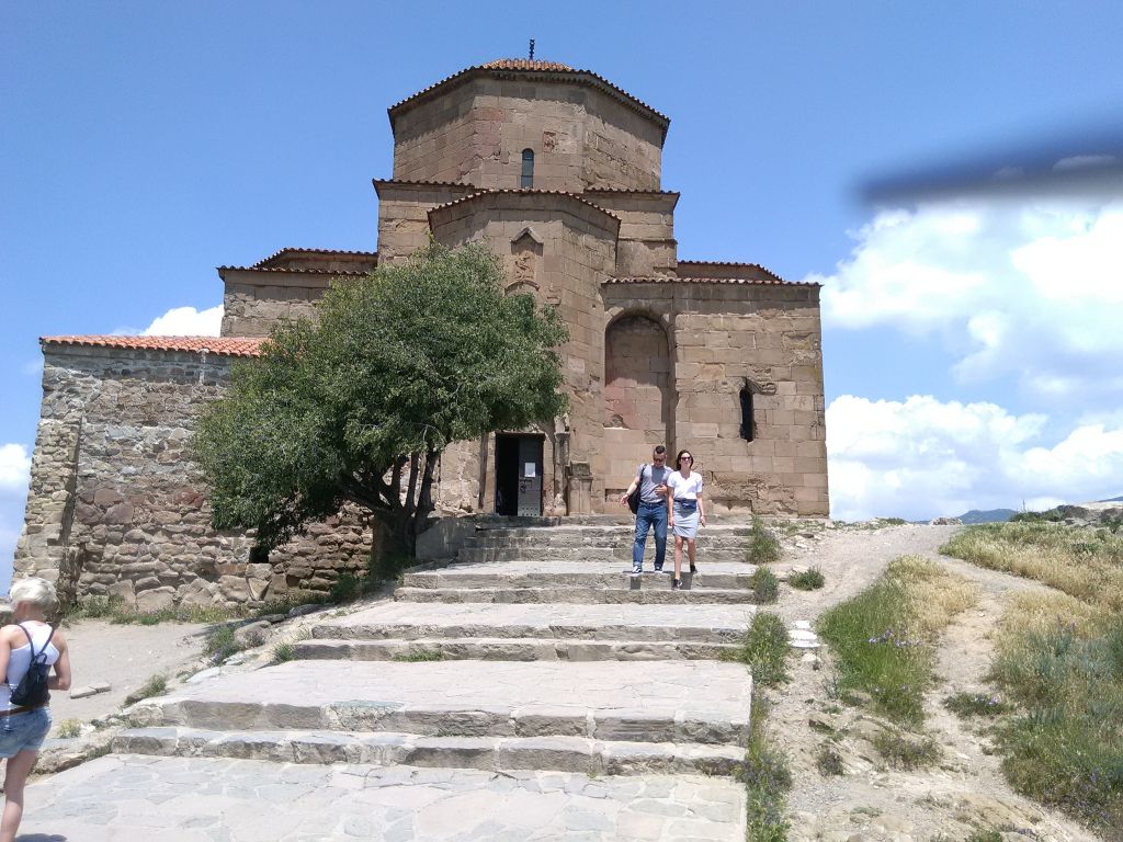 ჯვარი, სვეტიცხოველი, დედათა მონასტერი, შიომღვიმე, ზედაზენი...