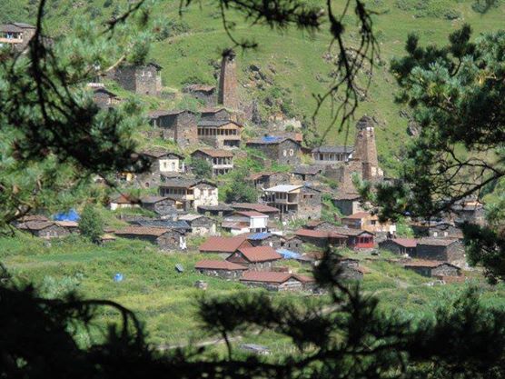 -- აგვისტო