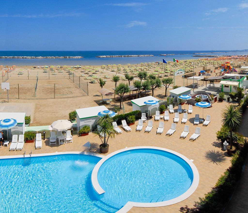 ხავერდოვანი სეზონი ადრიატიკის სანაპიროზე იტალიაში