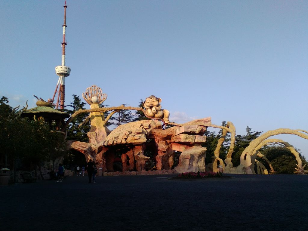 სამების ტაძარი, ძველი თბილისი, ნარიყალა,კუს ტბა, მთაწმინდა...