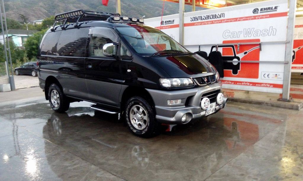 ტურები საქართველოს გარშემო