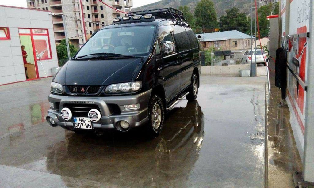 ტურები საქართველოს გარშემო