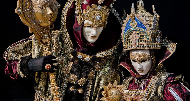 ვენეციის ნიღბების კარნავალი. წელიწადში მხოლოდ ერთხელ! ადგილები შეზღუდულია!