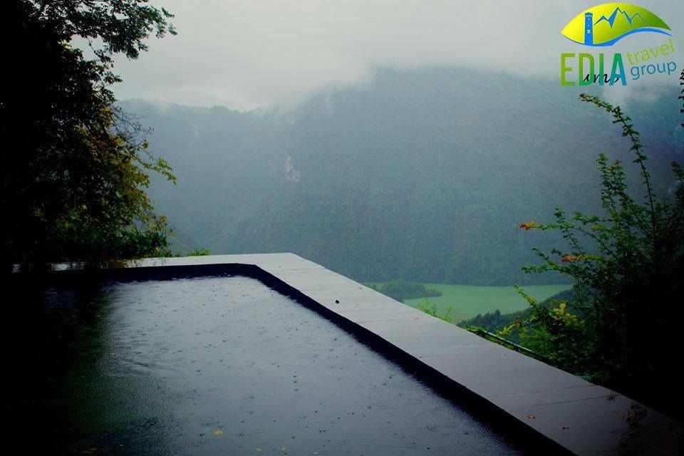 გთავაზობთ ერთ დღიან ტურს შაბათს; "ლაილაში"