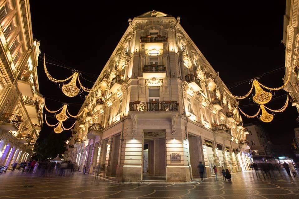 გთავაზობთ -- ნოემბერს ბაქოს ტურს !!