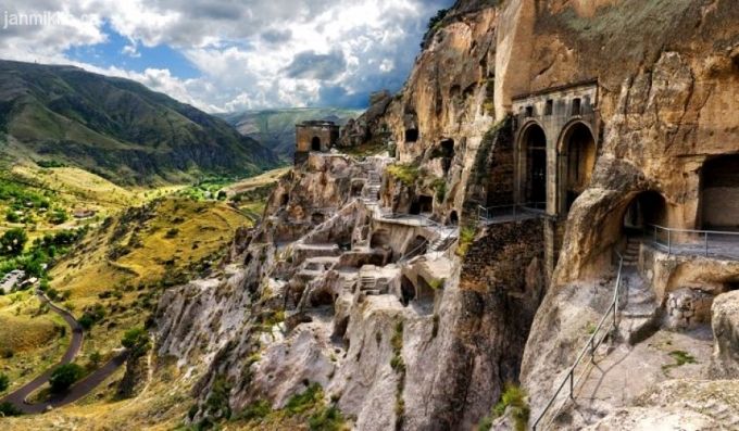 ვარძია-რაბათი !  ! + ხერთვისი+ვანის ქვაბები ! ბოლო  ადგილი ! ! !