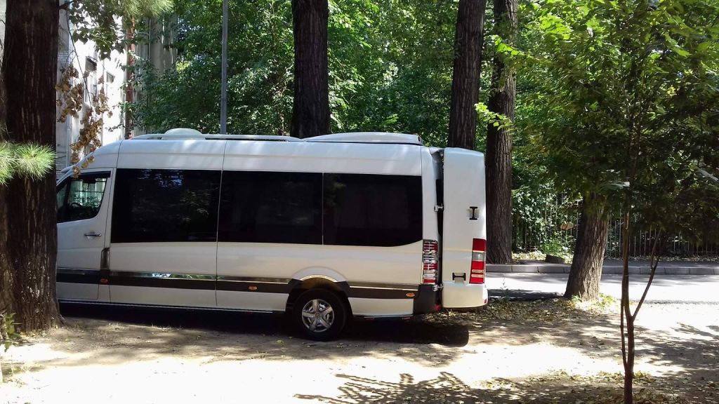 ტური შემოდგომისფერ რაჭაში-დარჩენილია რამოდენიმე ადგილი.იჩქარეთ!<