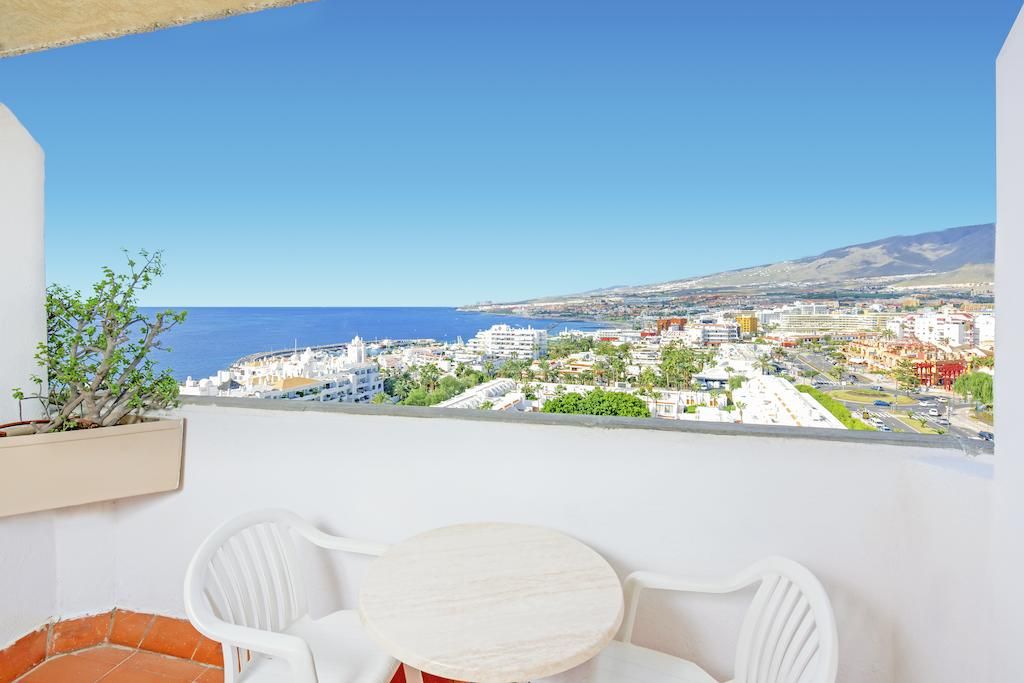 ბუდაპეშტი-ტენერიფე