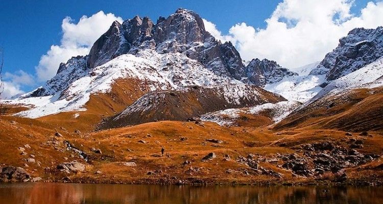 ulamazesi juTa  larad