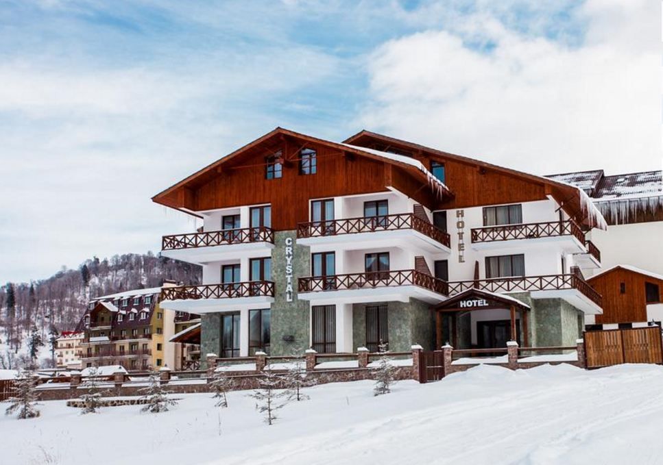 დაისვენეთ და იგრიალეთ ბაკურიანში - "Crystal".  