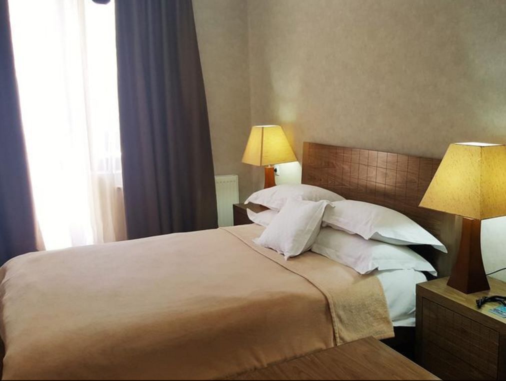 დაისვენეთ და იგრიალეთ ბაკურიანში - "Crystal".