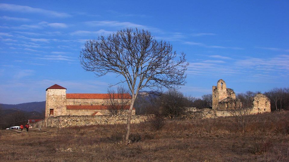 კაწარეთი - ღვთაება - ხაშმის ექსკლუზივ-პიკნიკ ტური