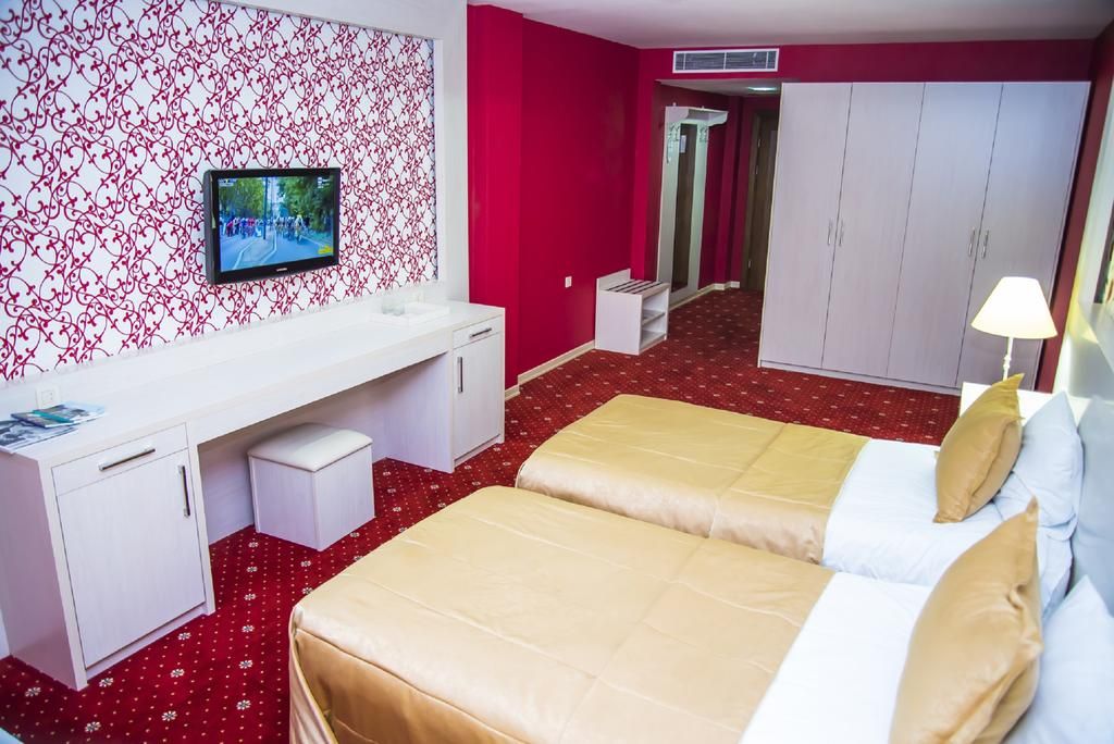 ტური ☛ ბაქოში .. დეკემბერს