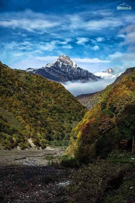 შატო მუხრანის სასახლე - გუდამაყარი ( ნოემბერი, კვირა)