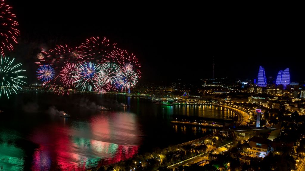 შეხვდით ახალ წელს ბაქოში